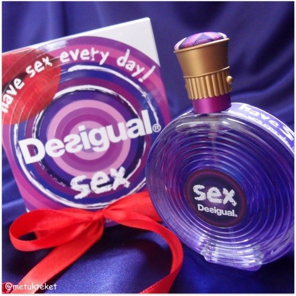  Sex by Desigual, סקס